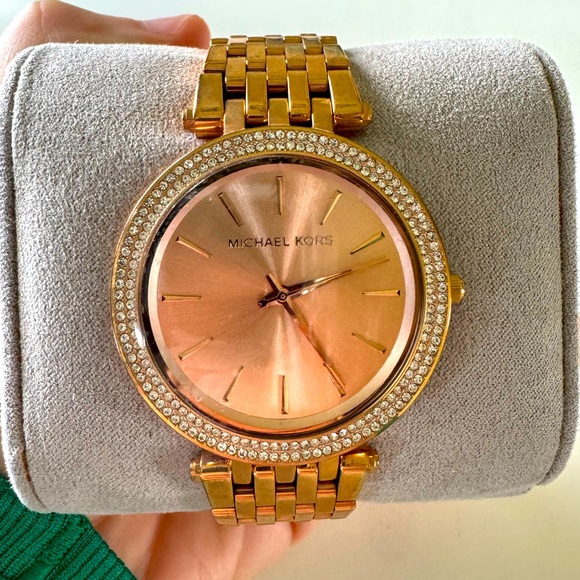 Michael Kors MK-3192 Rose Gold-Tone Darci Stone Analog Wristwatch - Picture 4 of 6